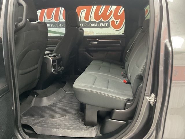 2020 RAM 1500 Big Horn Crew Cab 4x4 5'7' Box