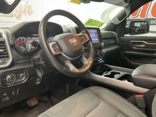 2020 RAM 1500 Big Horn Crew Cab 4x4 5'7' Box