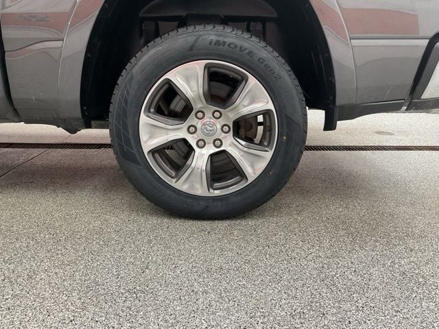 2022 RAM 1500 Laramie Crew Cab 4x4 5'7' Box