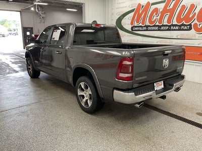2022 RAM 1500 Laramie Crew Cab 4x4 5'7' Box