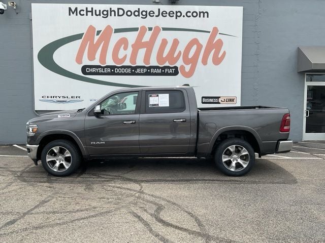 2022 RAM 1500 Laramie Crew Cab 4x4 5'7' Box