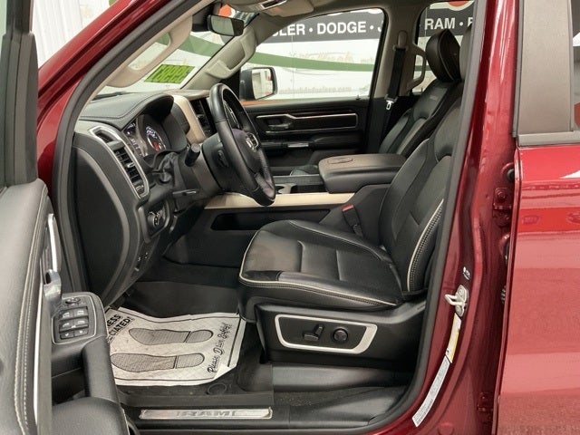 2022 RAM 1500 Laramie Crew Cab 4x4 5'7' Box