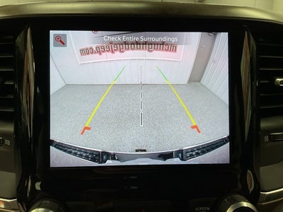 2022 RAM 1500 Laramie Crew Cab 4x4 5'7' Box