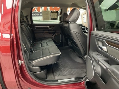 2022 RAM 1500 Laramie Crew Cab 4x4 5'7' Box