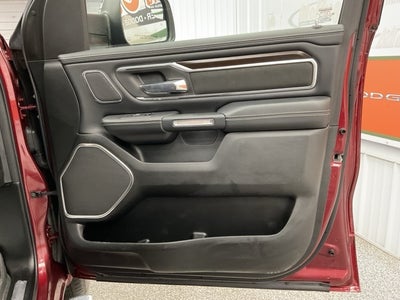 2022 RAM 1500 Laramie Crew Cab 4x4 5'7' Box