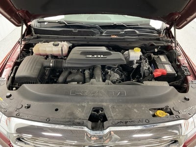 2022 RAM 1500 Laramie Crew Cab 4x4 5'7' Box