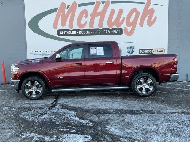 2022 RAM 1500 Laramie Crew Cab 4x4 5'7' Box