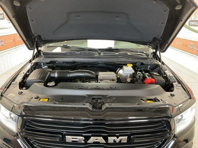 2023 RAM 1500 Laramie Crew Cab 4x4 5'7' Box