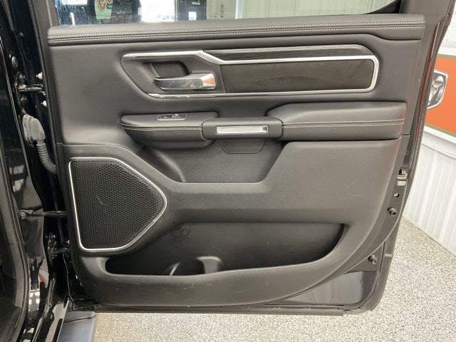 2023 RAM 1500 Laramie Crew Cab 4x4 5'7' Box