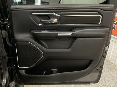 2024 RAM 1500 Laramie Crew Cab 4x4 5'7' Box