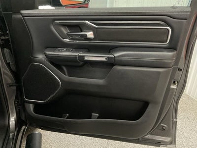 2024 RAM 1500 Laramie Crew Cab 4x4 5'7' Box