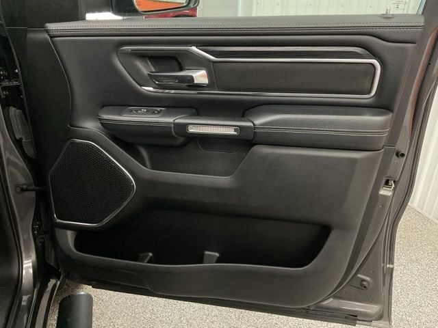 2024 RAM 1500 Laramie Crew Cab 4x4 5'7' Box
