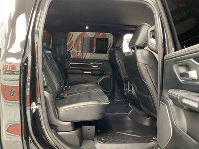 2019 RAM 1500 Laramie Crew Cab 4x4 5'7' Box
