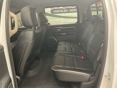 2022 RAM 1500 Laramie Crew Cab 4x4 5'7' Box
