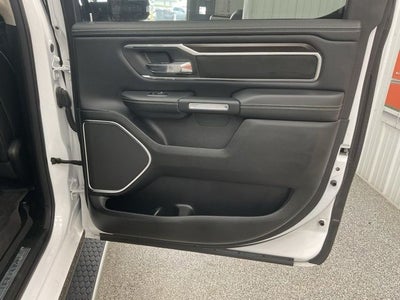 2022 RAM 1500 Laramie Crew Cab 4x4 5'7' Box