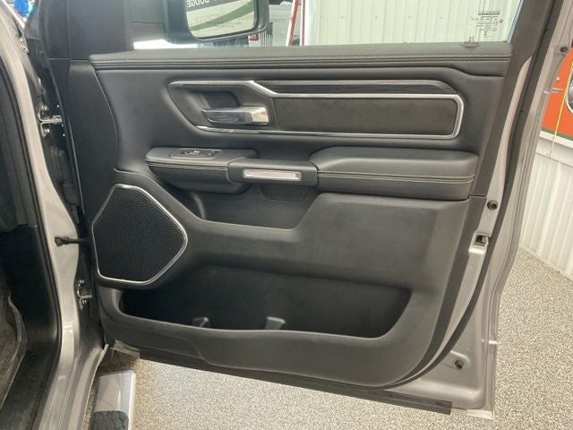 2023 RAM 1500 Laramie Crew Cab 4x4 5'7' Box