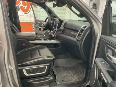 2023 RAM 1500 Laramie Crew Cab 4x4 5'7' Box