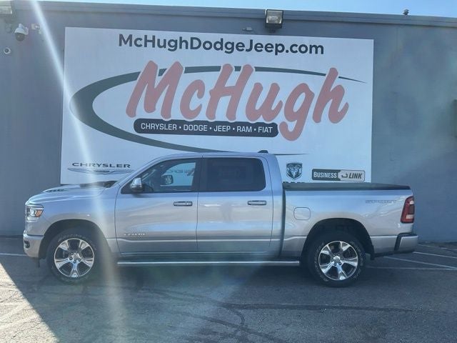 2023 RAM 1500 Laramie Crew Cab 4x4 5'7' Box