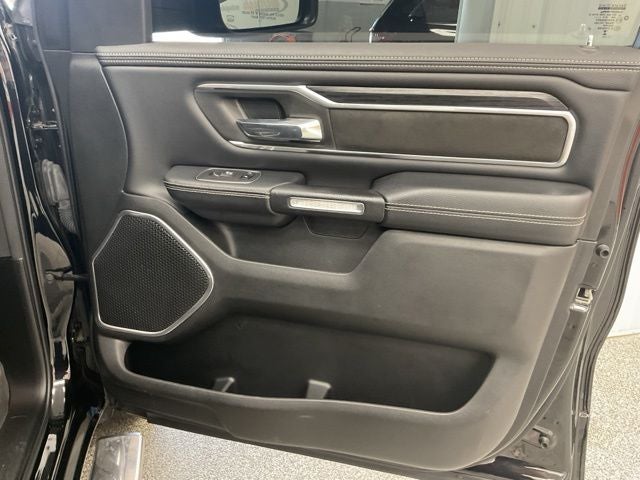 2023 RAM 1500 Laramie Crew Cab 4x4 5'7' Box
