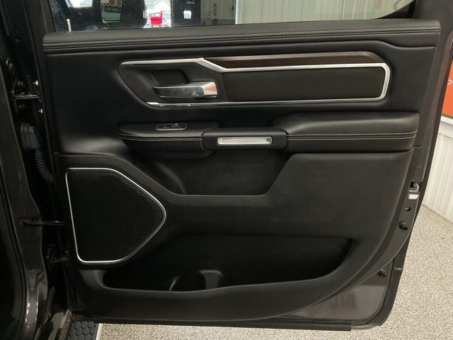 2021 RAM 1500 Laramie Crew Cab 4x4 5'7' Box