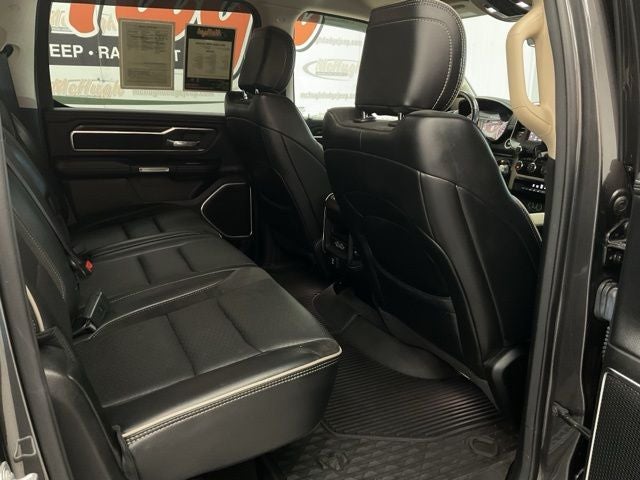 2021 RAM 1500 Laramie Crew Cab 4x4 5'7' Box