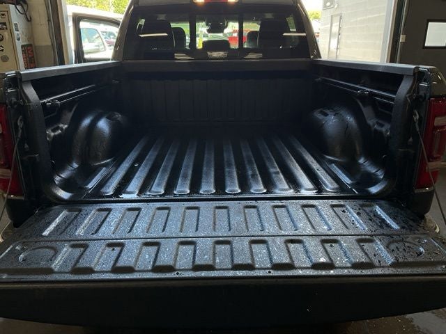 2021 RAM 1500 Laramie Crew Cab 4x4 5'7' Box