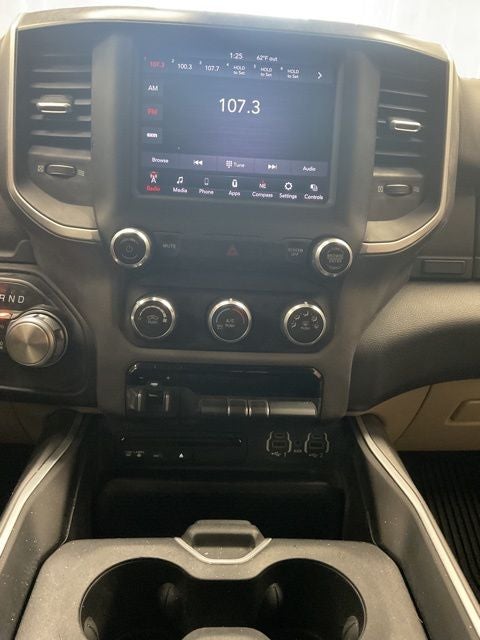 2019 RAM 1500 Big Horn/Lone Star Crew Cab 4x4 6'4' Box