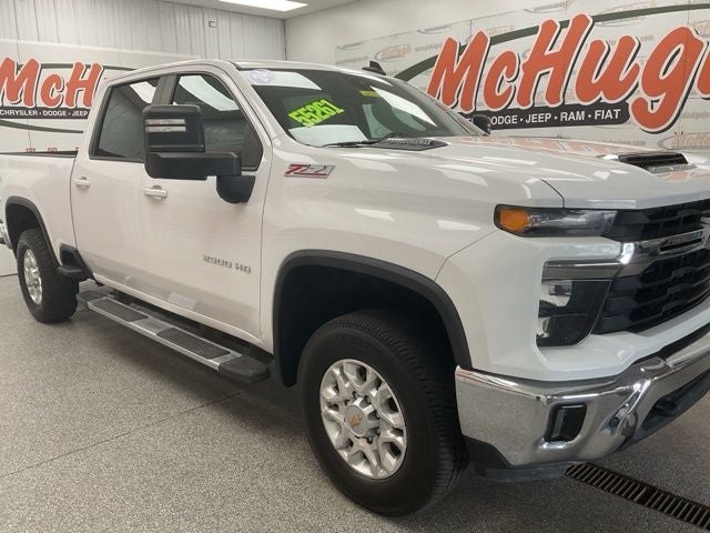 2024 Chevrolet Silverado 2500HD 4WD Crew Cab Standard Bed LT