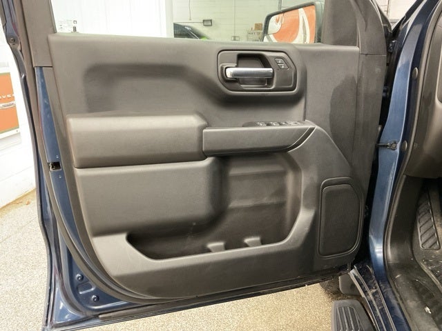 2022 Chevrolet Silverado 1500 LTD 4WD Double Cab Standard Bed Custom