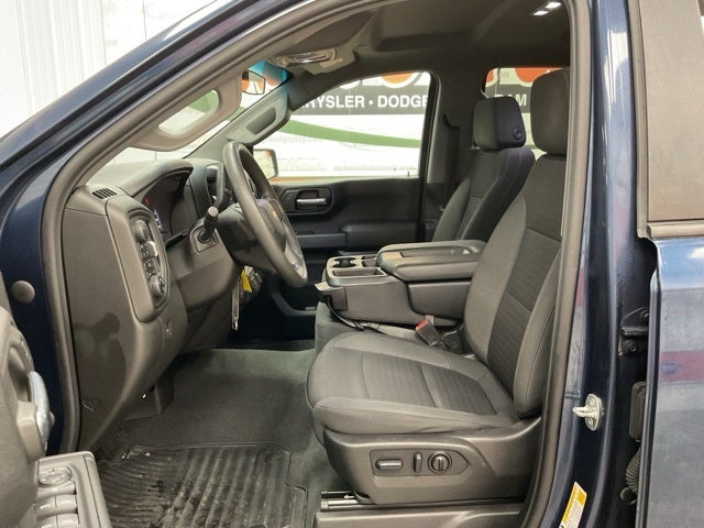 2022 Chevrolet Silverado 1500 LTD 4WD Double Cab Standard Bed Custom