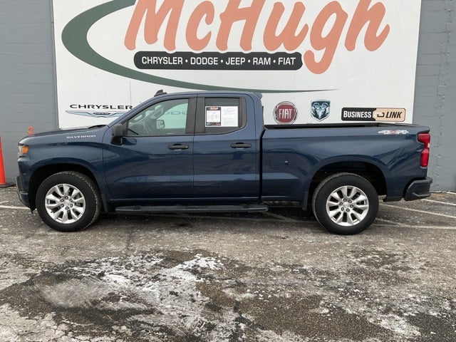 2022 Chevrolet Silverado 1500 LTD 4WD Double Cab Standard Bed Custom