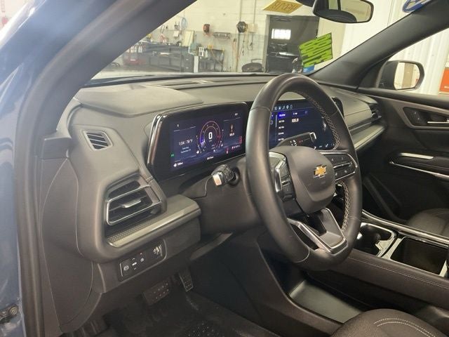 2025 Chevrolet Traverse FWD LT