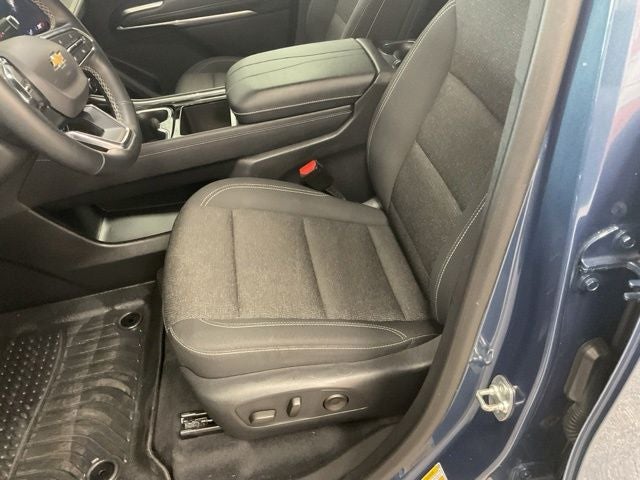 2025 Chevrolet Traverse FWD LT