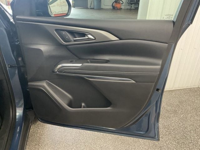 2025 Chevrolet Traverse FWD LT