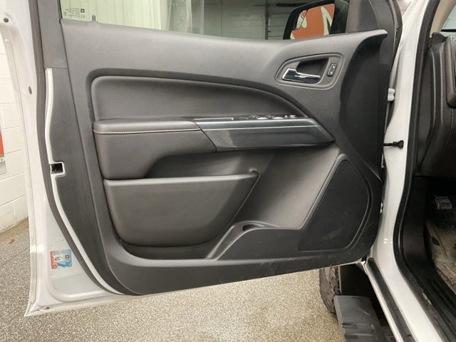 2022 GMC Canyon AT4 w/Cloth