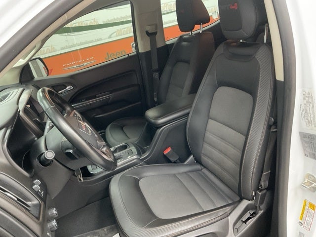 2022 GMC Canyon AT4 w/Cloth