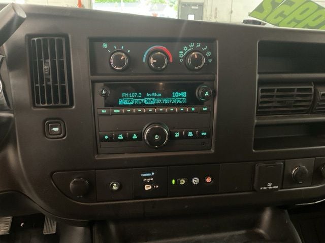 2020 GMC Savana Cargo RWD 2500 Regular Wheelbase Work Van