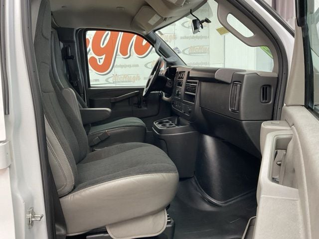 2024 GMC Savana Cargo RWD 2500 Regular Wheelbase Work Van