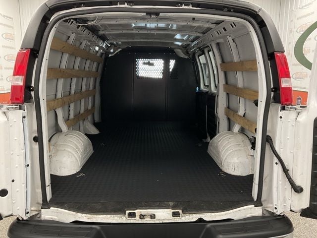 2024 GMC Savana Cargo RWD 2500 Regular Wheelbase Work Van