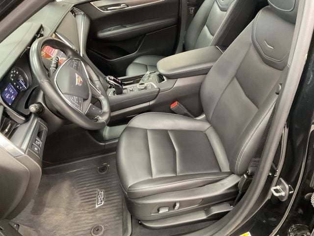 2023 Cadillac XT5 FWD Luxury