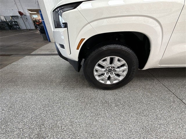 2022 Nissan Frontier Crew Cab SV 4x4