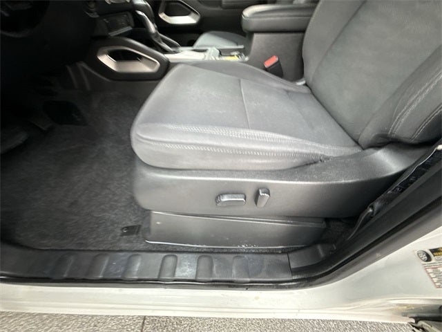 2022 Nissan Frontier Crew Cab SV 4x4