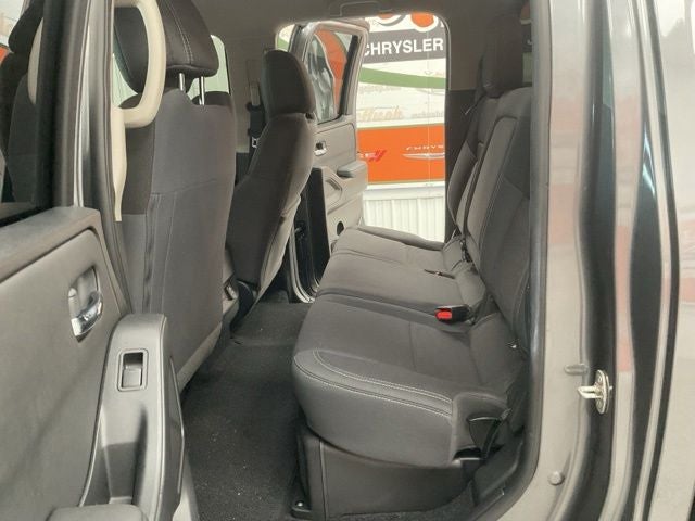 2023 Nissan Frontier Crew Cab Long Bed SV 4x4