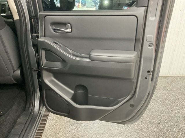 2023 Nissan Frontier Crew Cab Long Bed SV 4x4