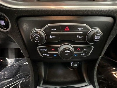 2022 Dodge Charger SXT RWD