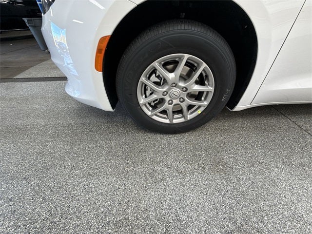 2026 Chrysler Voyager VOYAGER LX