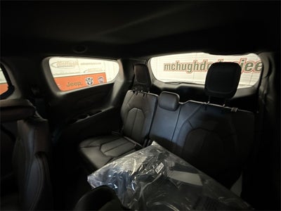 2026 Chrysler Voyager VOYAGER LX