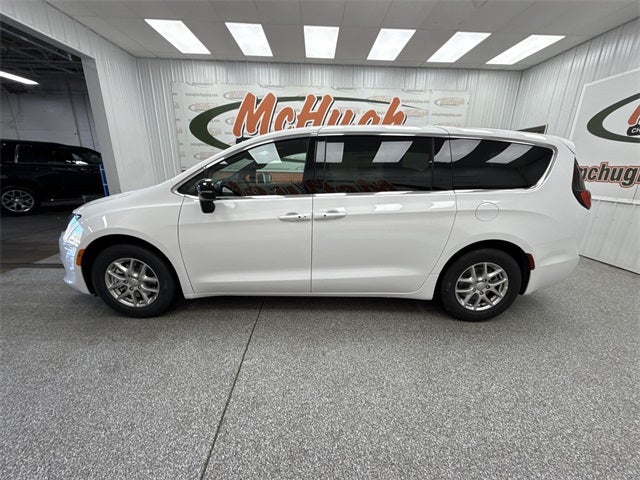 2026 Chrysler Voyager VOYAGER LX