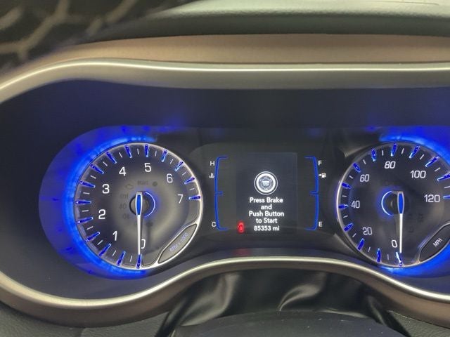 2022 Chrysler Voyager LX