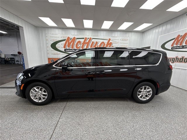 2026 Chrysler Voyager VOYAGER LX